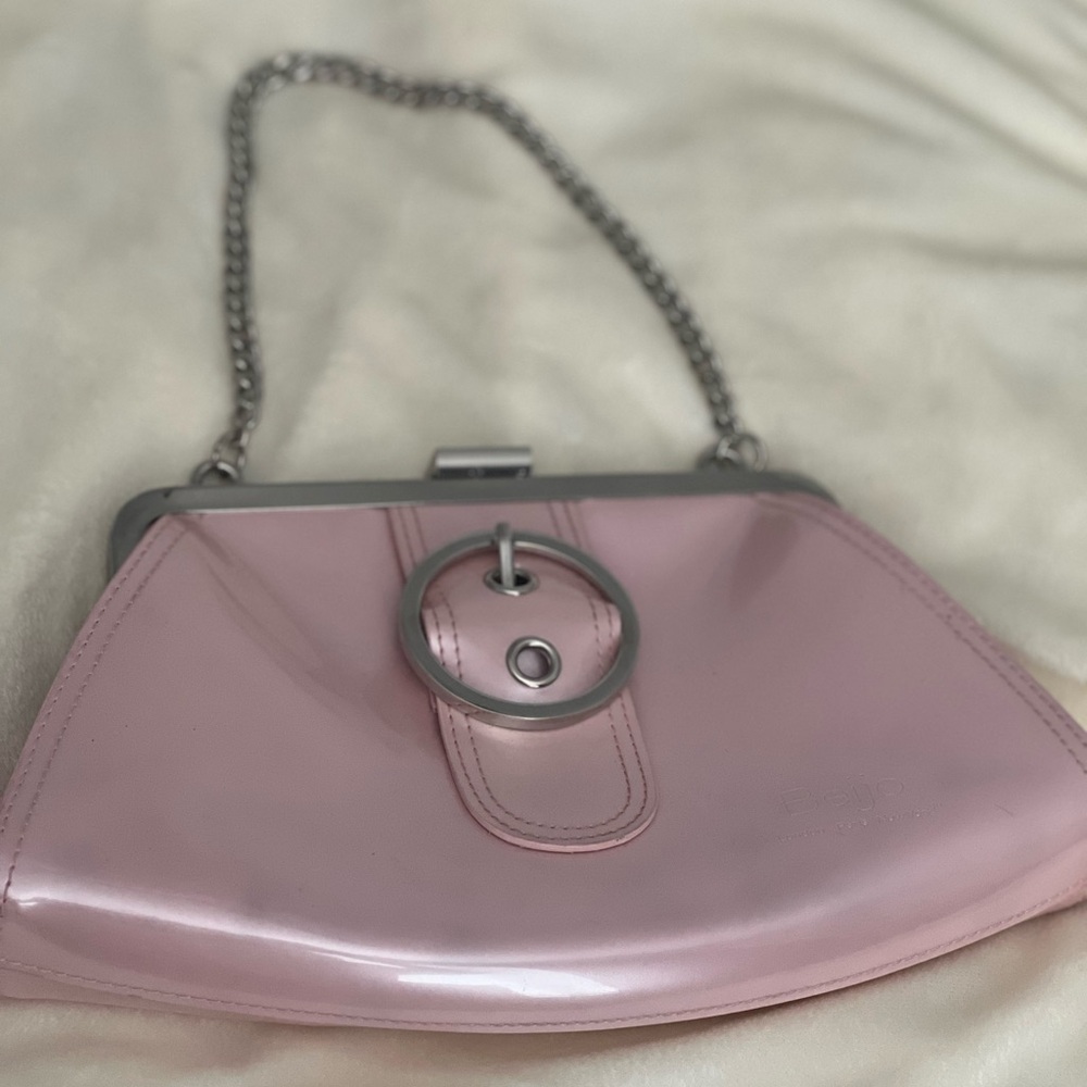 Beijo purse with chain strap. Super cute and clean!